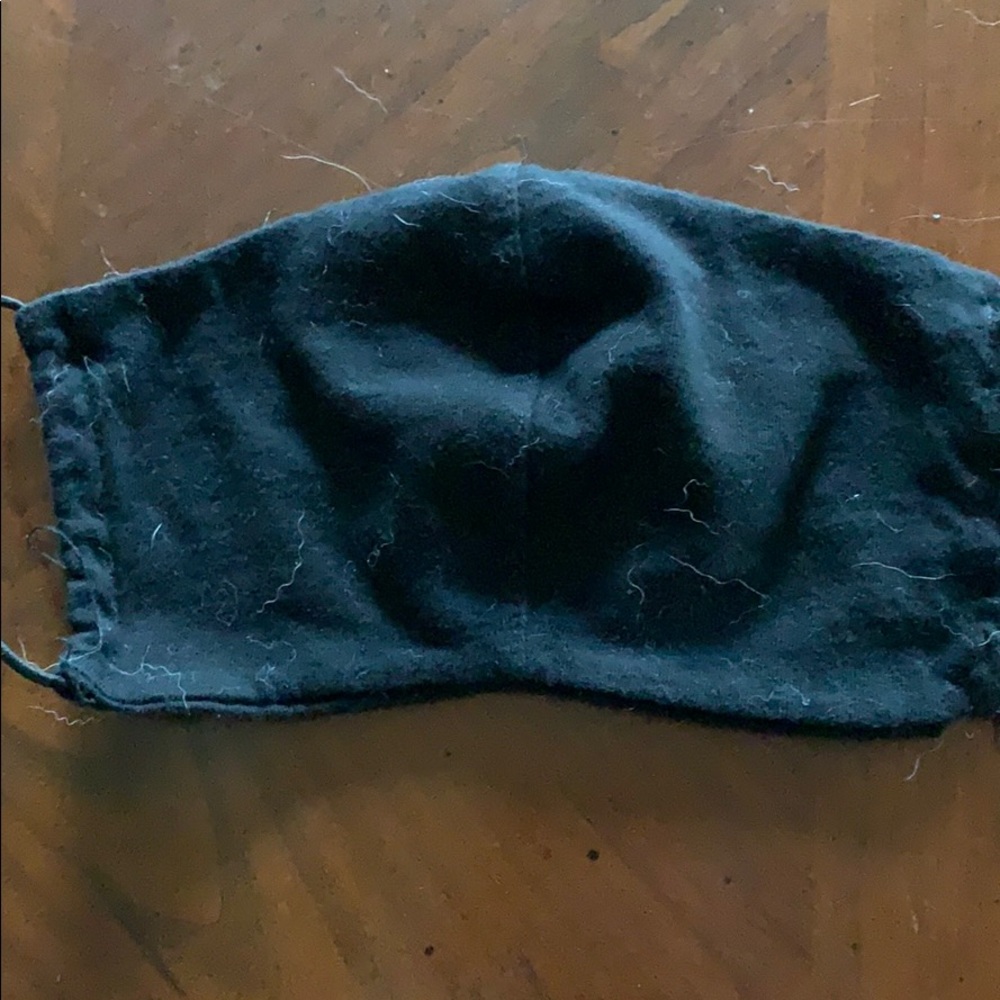 Face mask - Picture 7 of 9